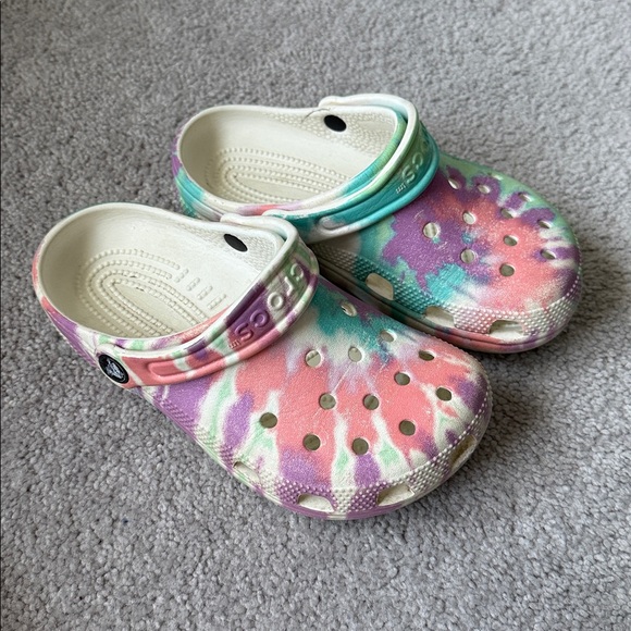 Crocs - Picture 2 of 4